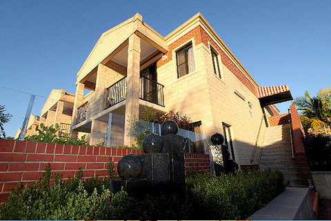 Country Comfort Inter City Perth Hotel & Apartments - Accommodation Southport 3