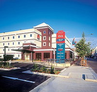 Hotel Ibis Newcastle - Southport Accommodation