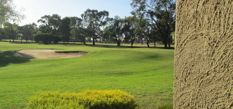 Comfort Inn Barmera Country Club - Accommodation Southport 2