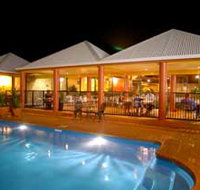 Reef Resort - Accommodation Southport