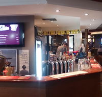 Willaston Hotel - Southport Accommodation
