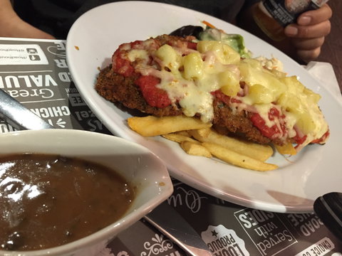 Waterloo Station Hotel - Accommodation Southport 0