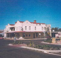 Namoi Hotel Motel - Southport Accommodation