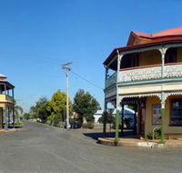 Commercial Hotel Ulmarra - Southport Accommodation