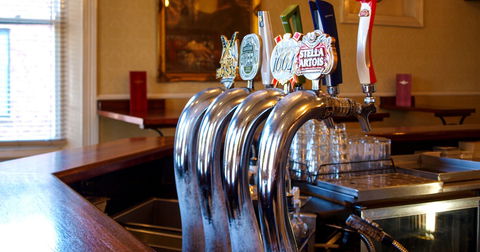 GILBERT STREET HOTEL - Southport Accommodation 0
