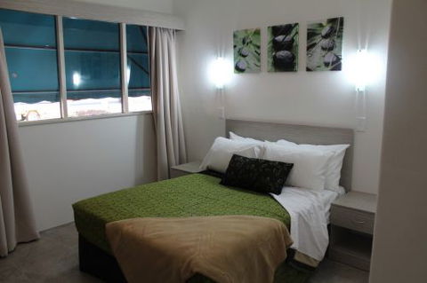 Ashwood Motel - Southport Accommodation 0
