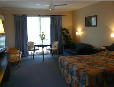 Australia Park Motel - Southport Accommodation 2