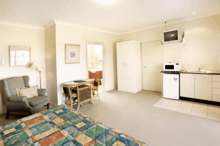 Potters Hotel And Brewery - Accommodation Southport 2