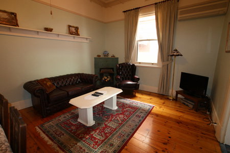 Grandview House Apartments - Accommodation Southport 2