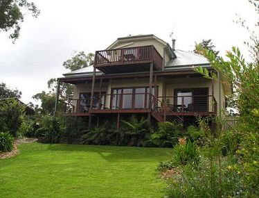 Valley Of The Waters - Southport Accommodation 2