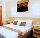 Emerald Maraboon Motor Inn - Accommodation Southport