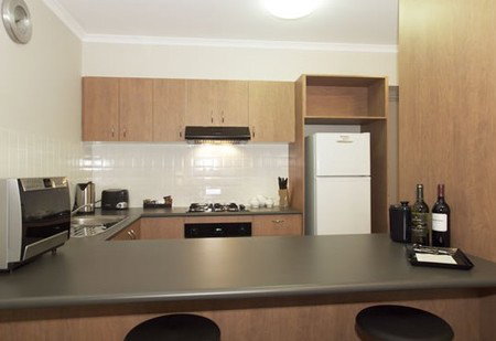 Ringwood Royale Apartment Hotel - Accommodation Southport 2