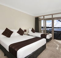Waters Edge Country Comfort - Accommodation Southport