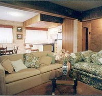 Hillside View Apartments - Accommodation Southport