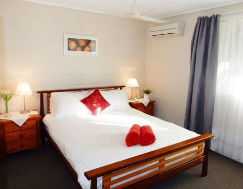Lucinda Holiday Rentals  - Southport Accommodation 4