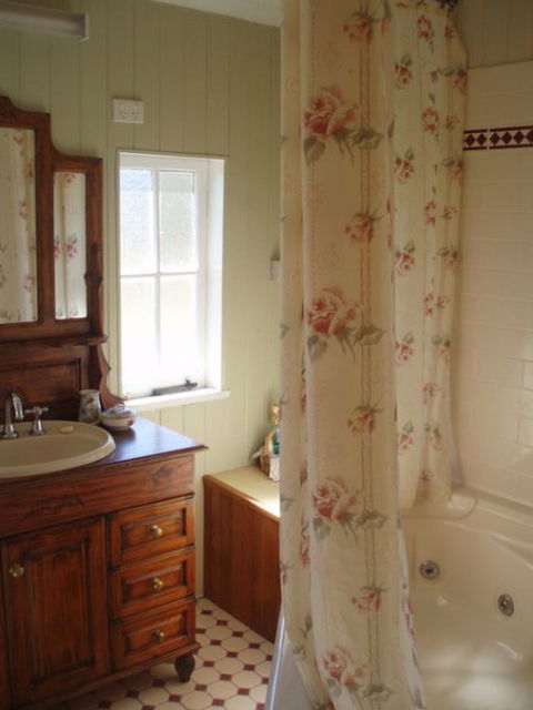 Eighteen Mile Cottage And Homestead - Southport Accommodation 2