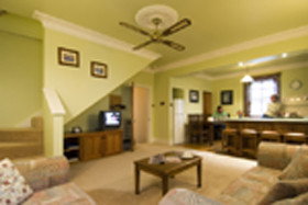 Ellie's Cottage Collection - Ellie's Townhouse - Accommodation Southport 1