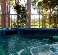 The Grove Vineyard amp Chalets - Accommodation Southport