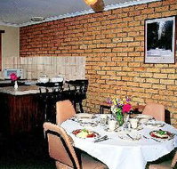 Riverfront Villas - Southport Accommodation