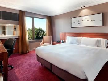 Pullman Melbourne On The Park - Accommodation Southport 34