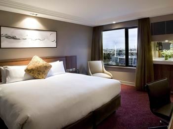 Pullman Melbourne On The Park - Accommodation Southport 47