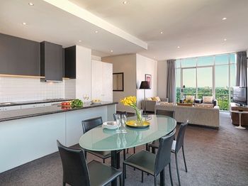 Adina Apartment Hotel Melbourne, Flinders Street - Southport Accommodation 2