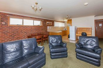 Bell Motel - Accommodation Southport 21