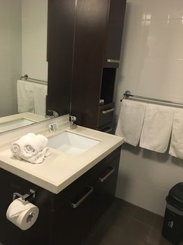 Checkers Resort & Conference Centre - Southport Accommodation 12