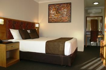 Noah's Mid City Motor Inn - Accommodation Southport 3