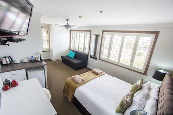Sinclairs Bondi - Southport Accommodation 6