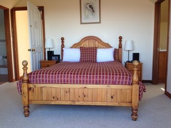 Valley Of The Waters B&B - Southport Accommodation 9