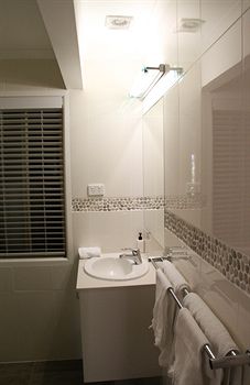 Arabella Guesthouse - Accommodation Southport 25