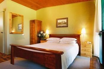 Hunter Country Lodge - Accommodation Southport 1