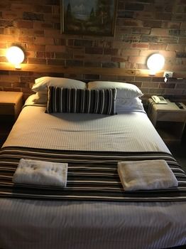 Avoca Beach Hotel & Resort - Southport Accommodation 11