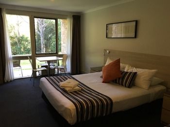 Avoca Beach Hotel & Resort - Southport Accommodation 24