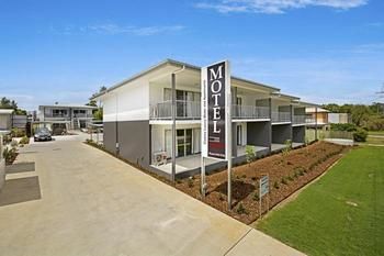 Cooroy Luxury Motel Apartments Noosa - Southport Accommodation 4