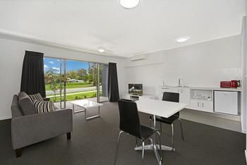 Cooroy Luxury Motel Apartments Noosa - Southport Accommodation 16