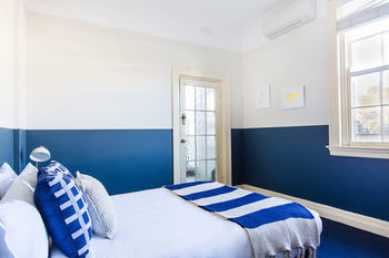 Bridgeview Hotel - Southport Accommodation 1