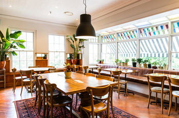 Bridgeview Hotel - Southport Accommodation 5