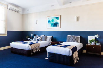 Bridgeview Hotel - Southport Accommodation 6