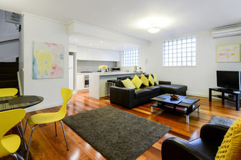 UrbanMinder @ Margeaux - Accommodation Southport 18