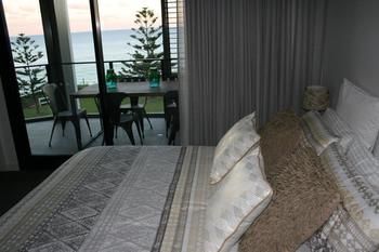 Apartment On King Street - Southport Accommodation 5