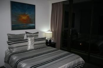 Apartment On King Street - Southport Accommodation 7