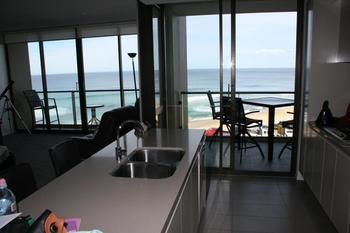 Apartment On King Street - Southport Accommodation 11