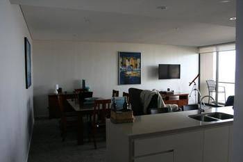 Apartment On King Street - Southport Accommodation 12