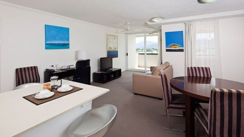 BEST WESTERN PLUS Cairns Central Apartments - Southport Accommodation 2