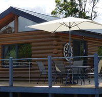 Windermere Cabins - Southport Accommodation