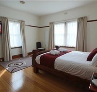 Hopkins on Charles - Southport Accommodation
