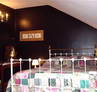 Memory Lane Cottages - Southport Accommodation