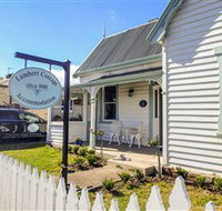 Lambert Cottage Accommodation - Southport Accommodation